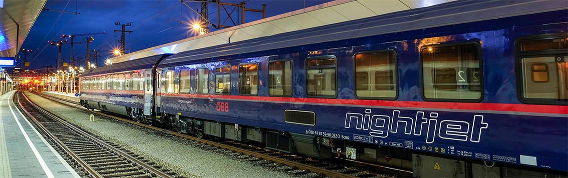 avignon venise train