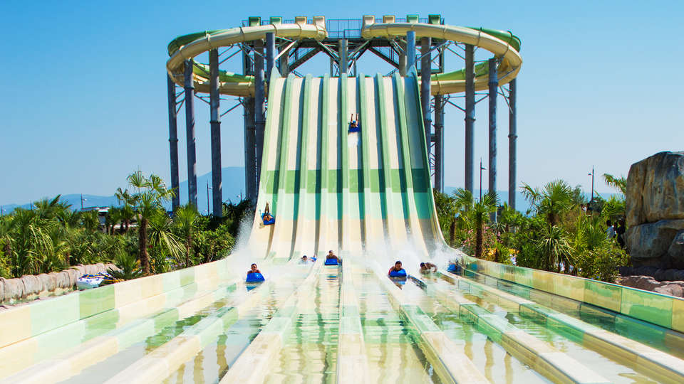 avignon water park