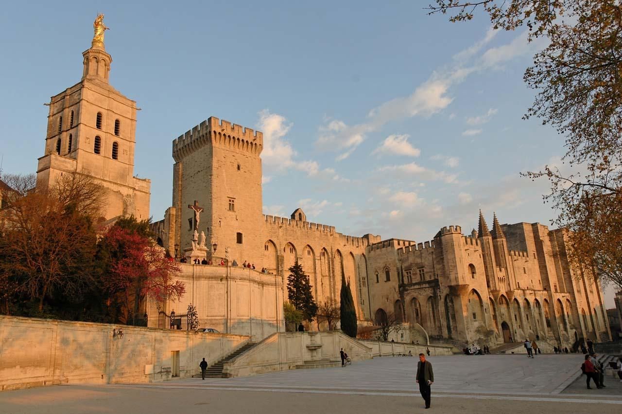 avignon y los papas