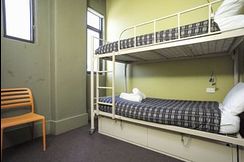 avignon yha
