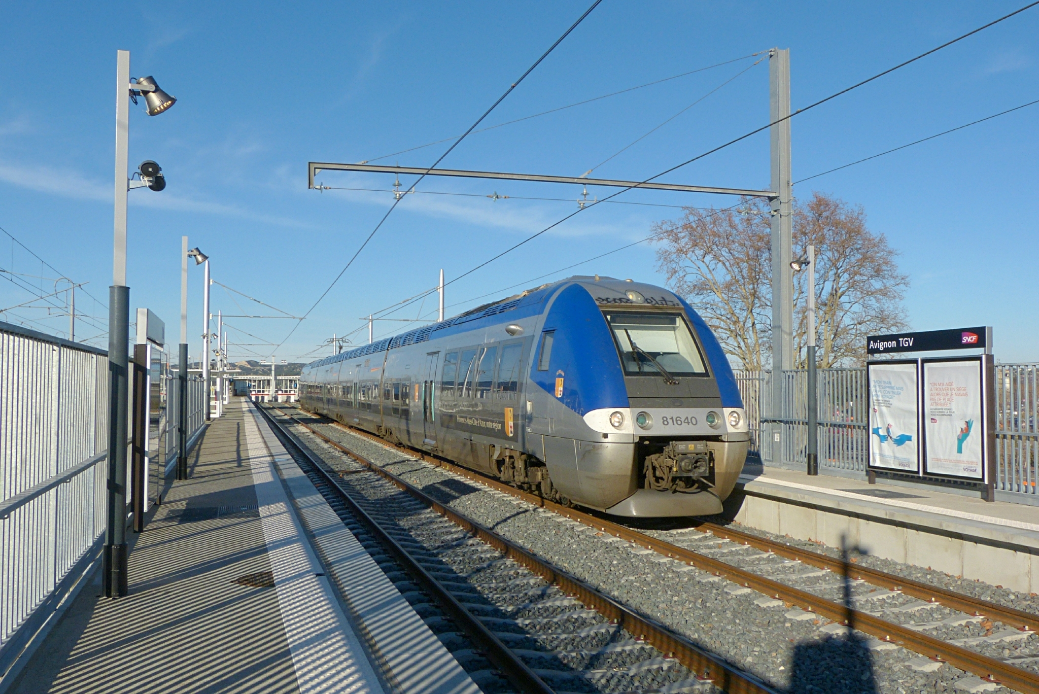 avignon zurich train