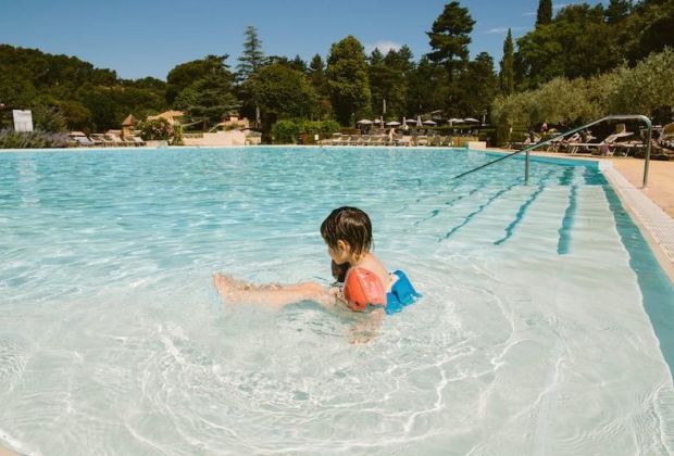 camping vaucluse 5 etoiles
