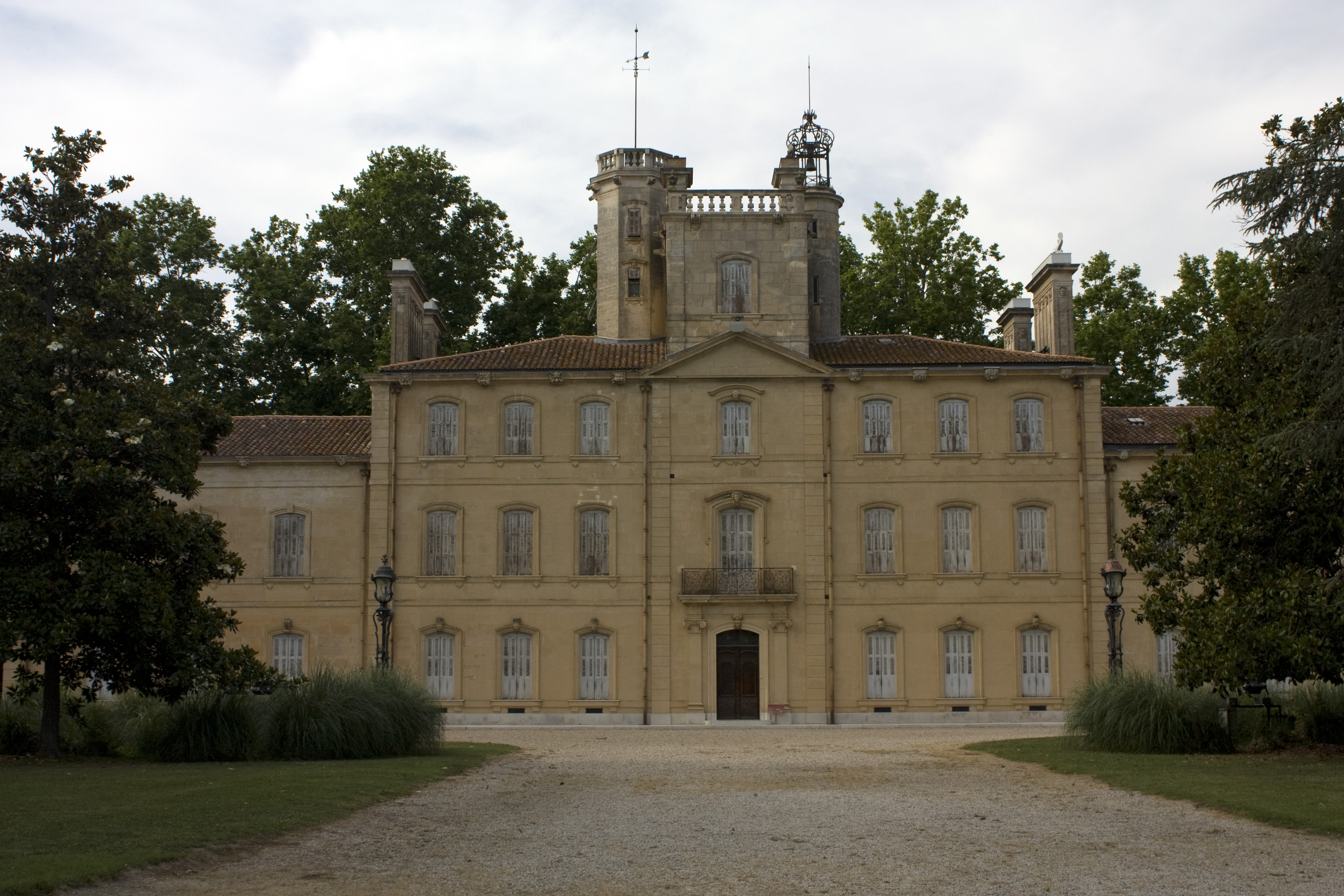 chateau d'avignon