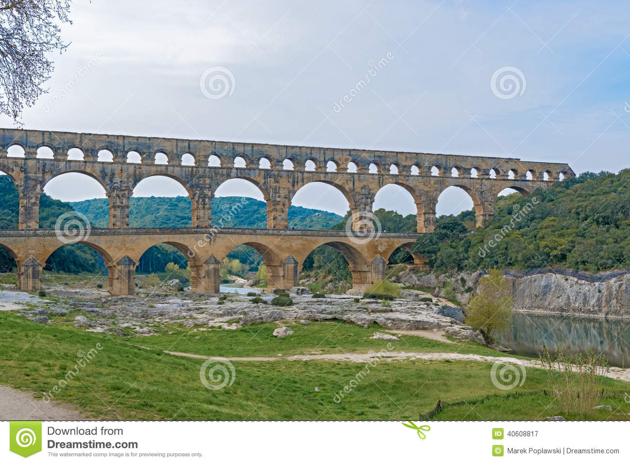 e vicina ad avignone