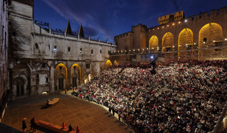 festiwal w avignon