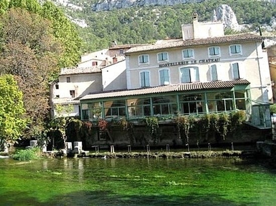 fontaine de vaucluse offnungszeiten