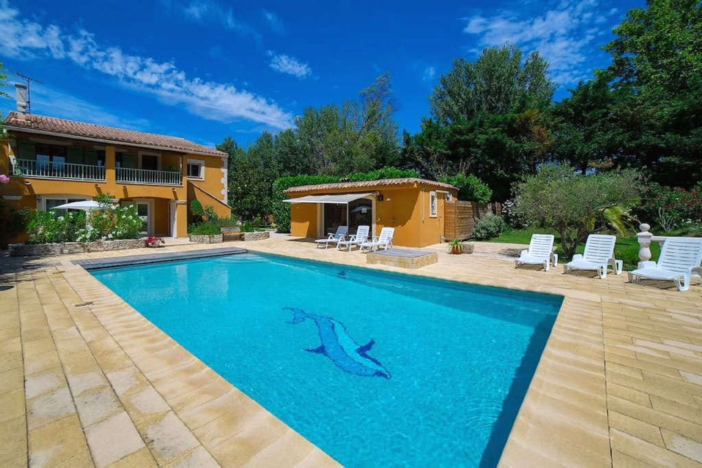 gite avignon 6 personnes