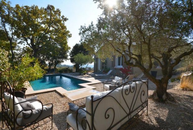 gite vaucluse 8 personnes