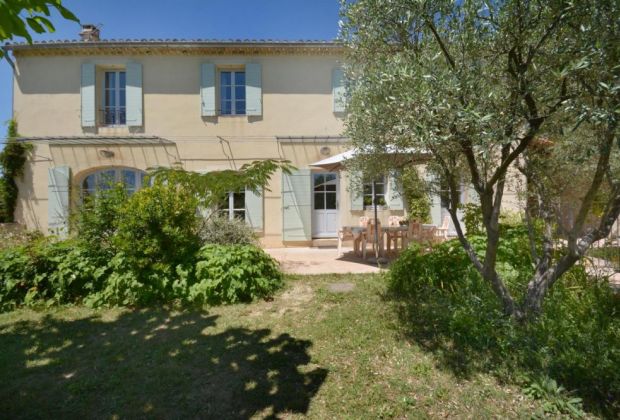 gite vaucluse 8 personnes