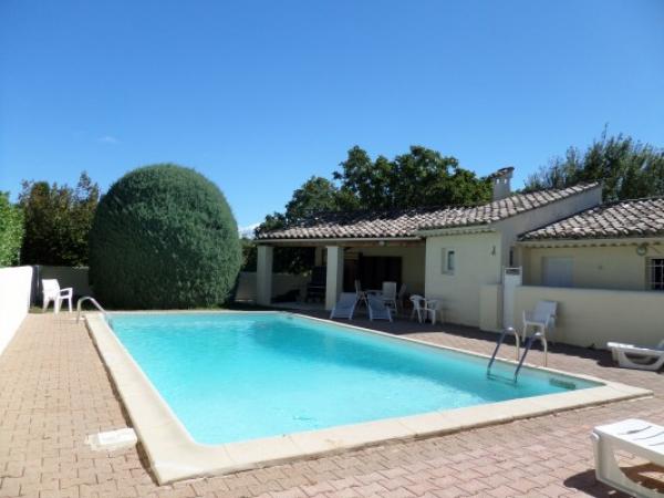gite vaucluse 8 personnes
