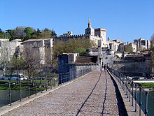 historia mostu w avignon