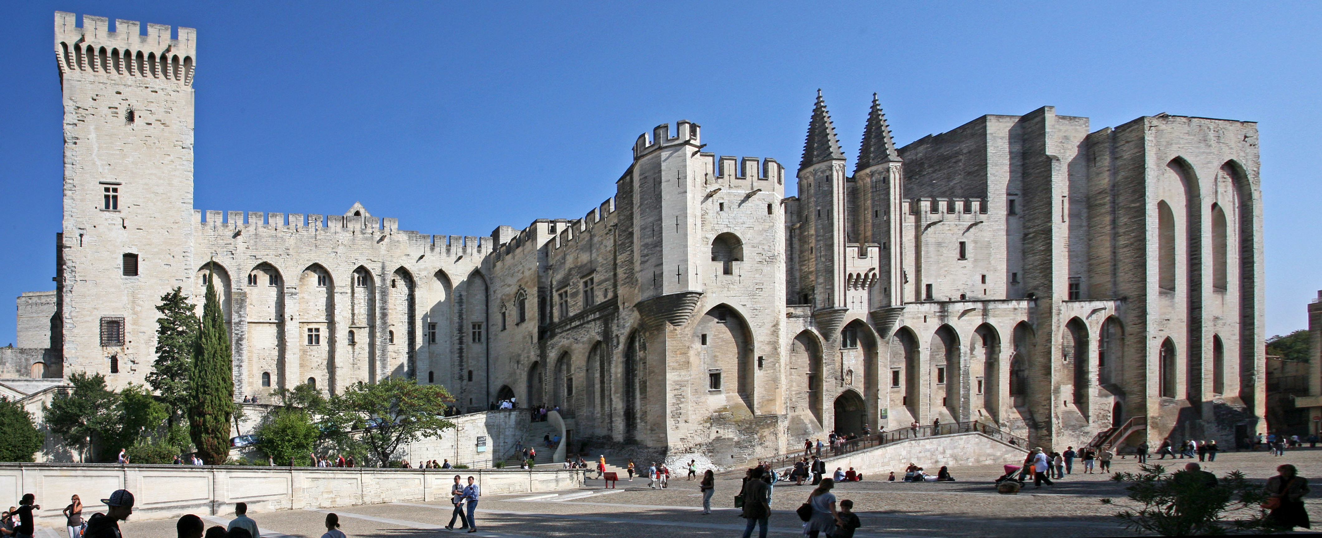 historia mostu w avignon