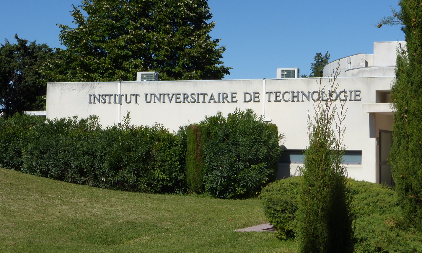 i.u.t avignon