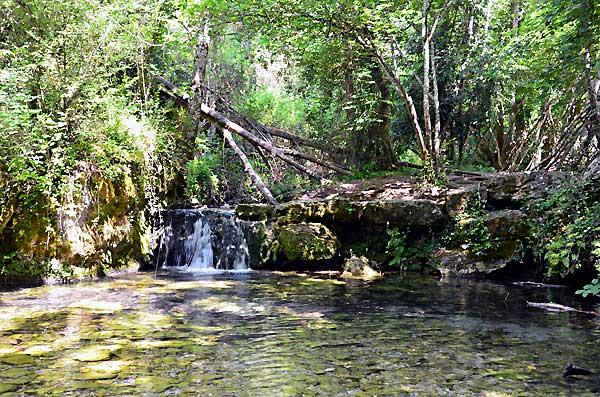 l'aiguebrun vaucluse