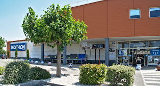 mistral 7 avignon boutiques