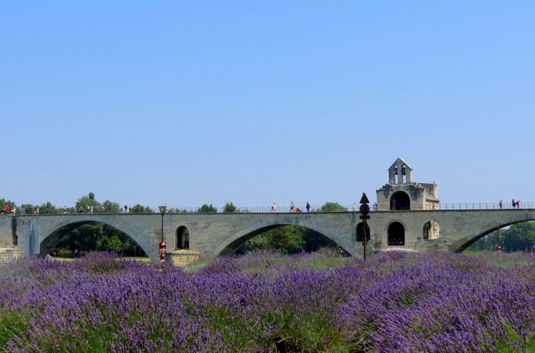 na moscie w avignon kombi