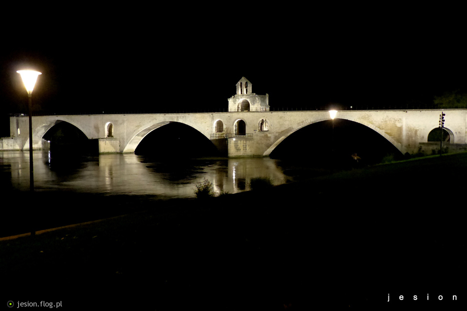 na moscie w avignon slowa