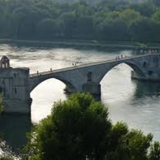 na moscie w avignon tekst