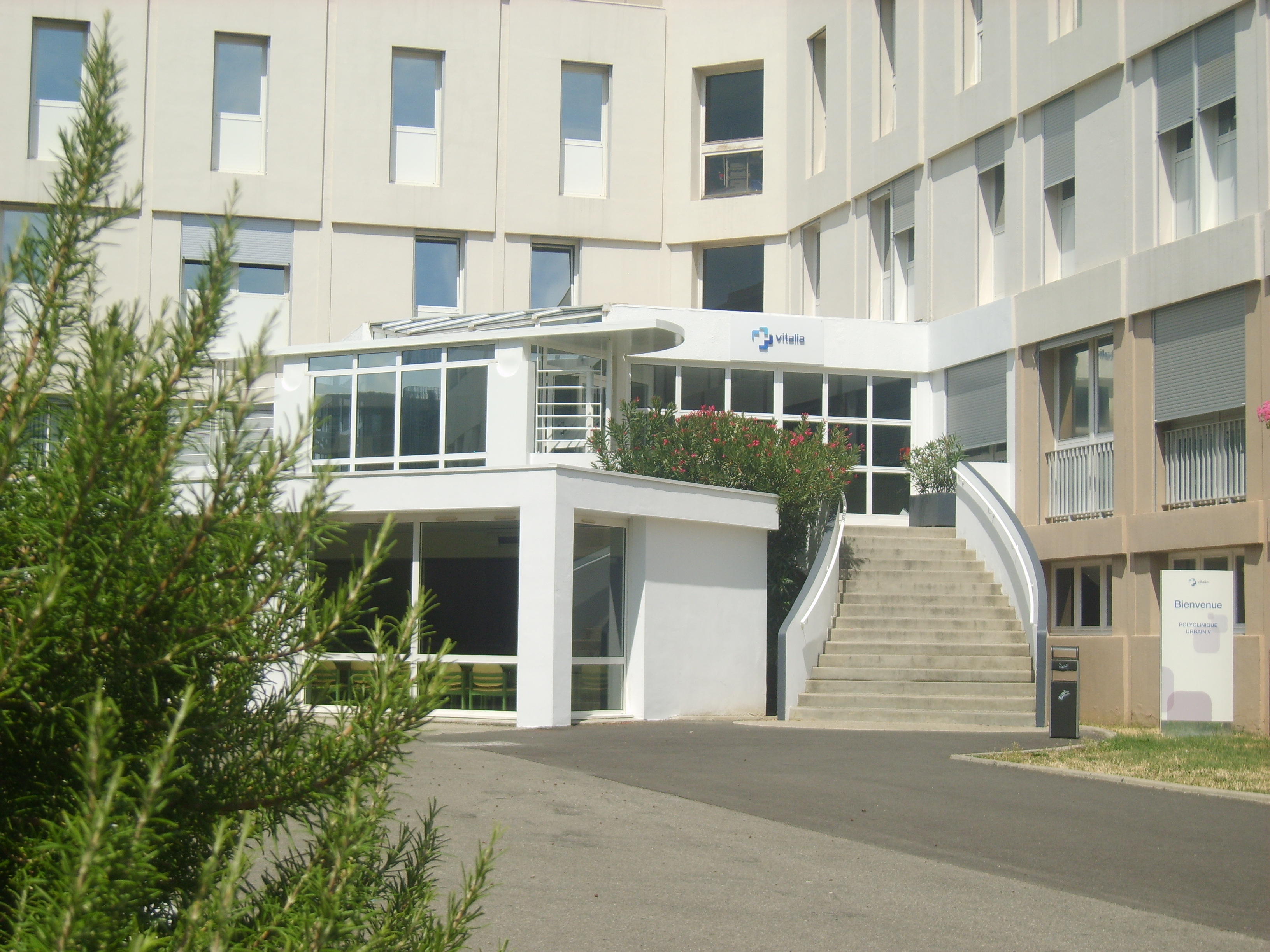 urbain v avignon maternite