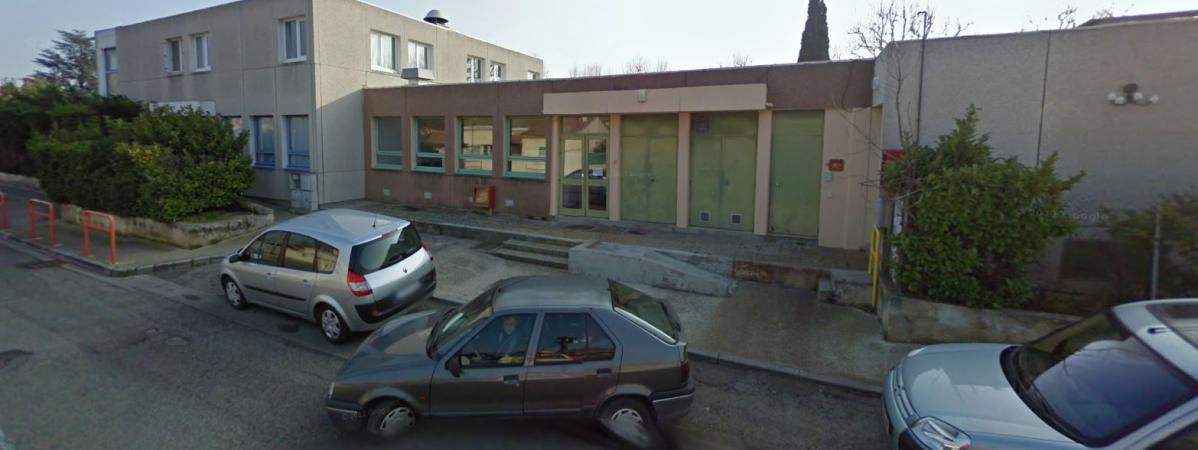 vaucluse 13 ecoliers intoxiques par du liquide pour cigarette electronique