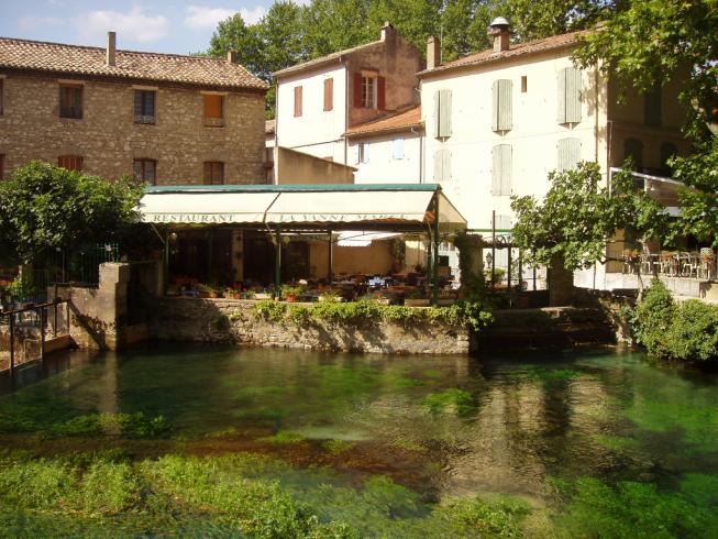 vaucluse beaux villages