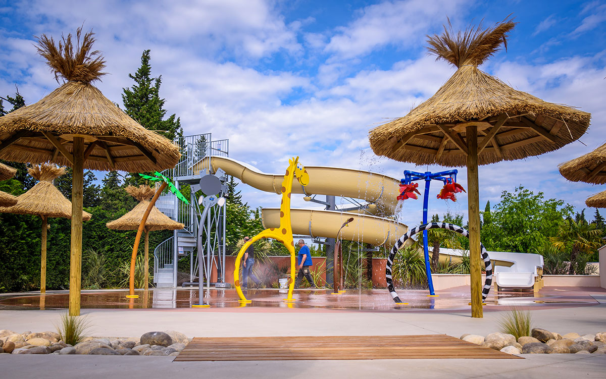 vaucluse camping piscine
