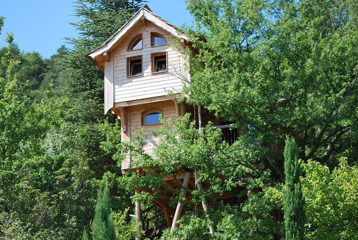 vaucluse hebergement insolite