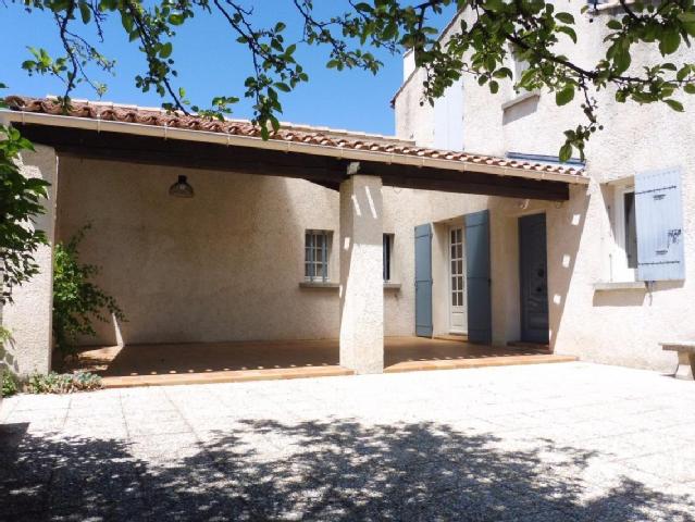 vaucluse logement carpentras