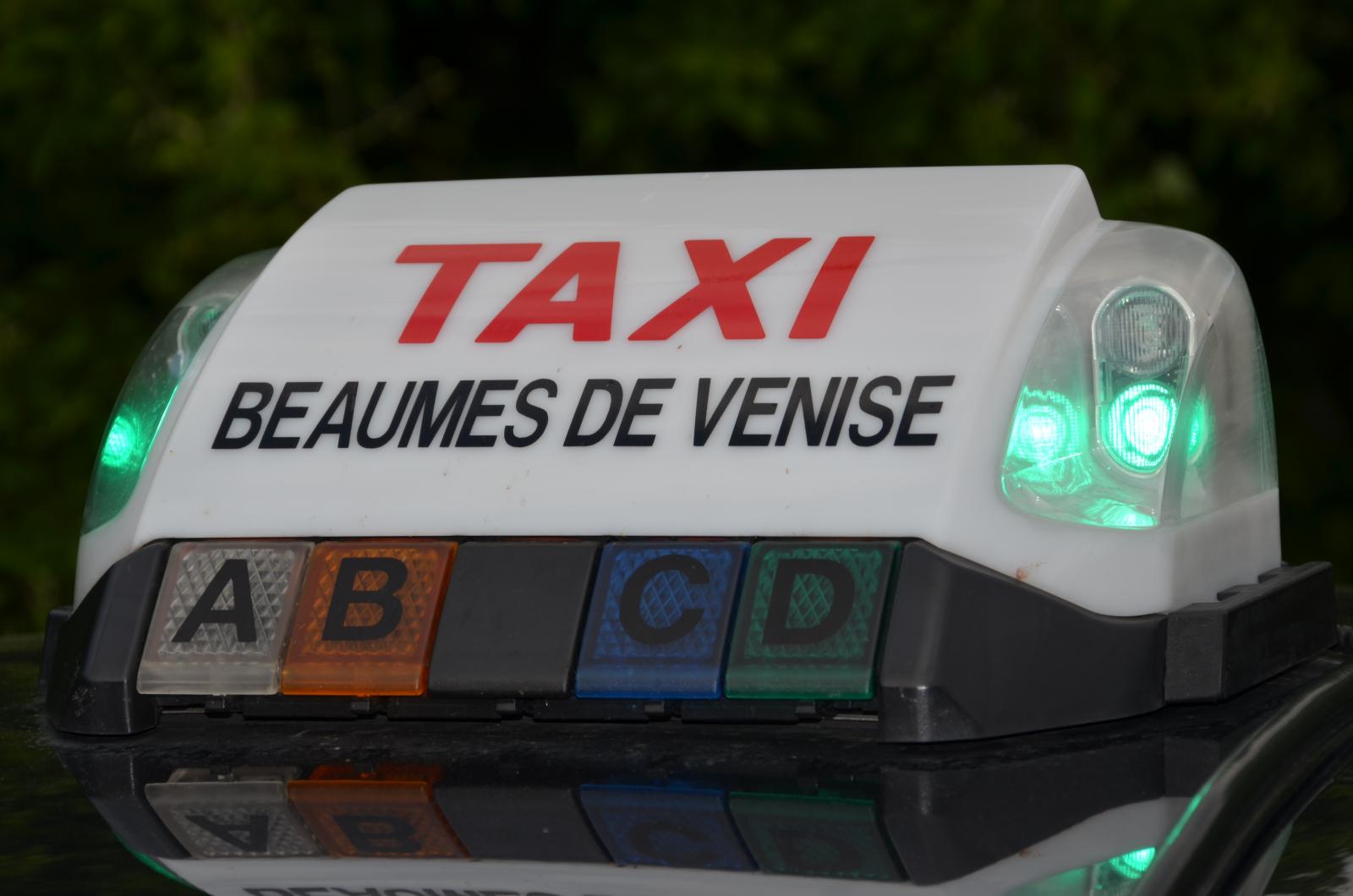 vaucluse taxi