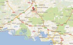 vaucluse un homme tue de 17 coups de couteau