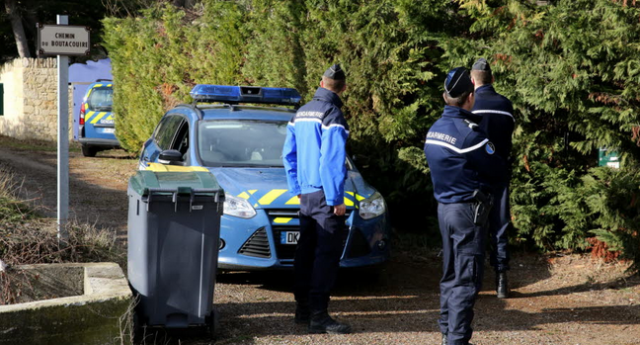 vaucluse un homme tue de 17 coups de couteau