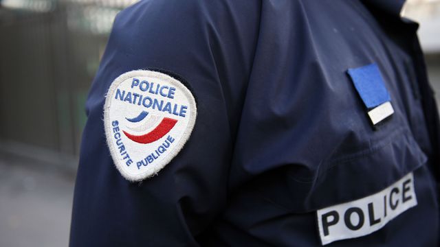 vaucluse un homme tue de 17 coups de couteau