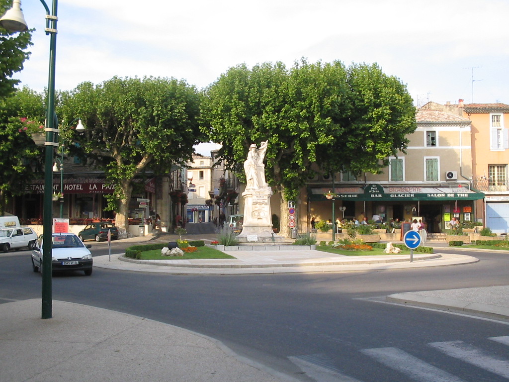 vaucluse valreas