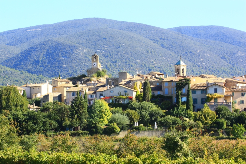 vaucluse village