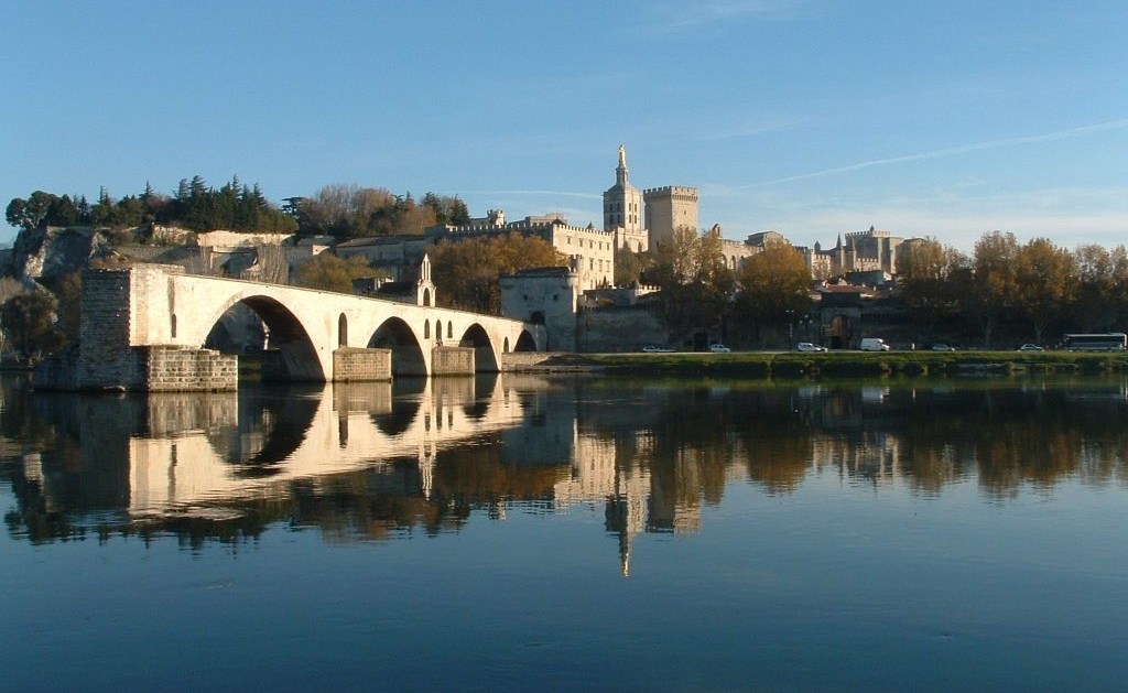 vivre a avignon